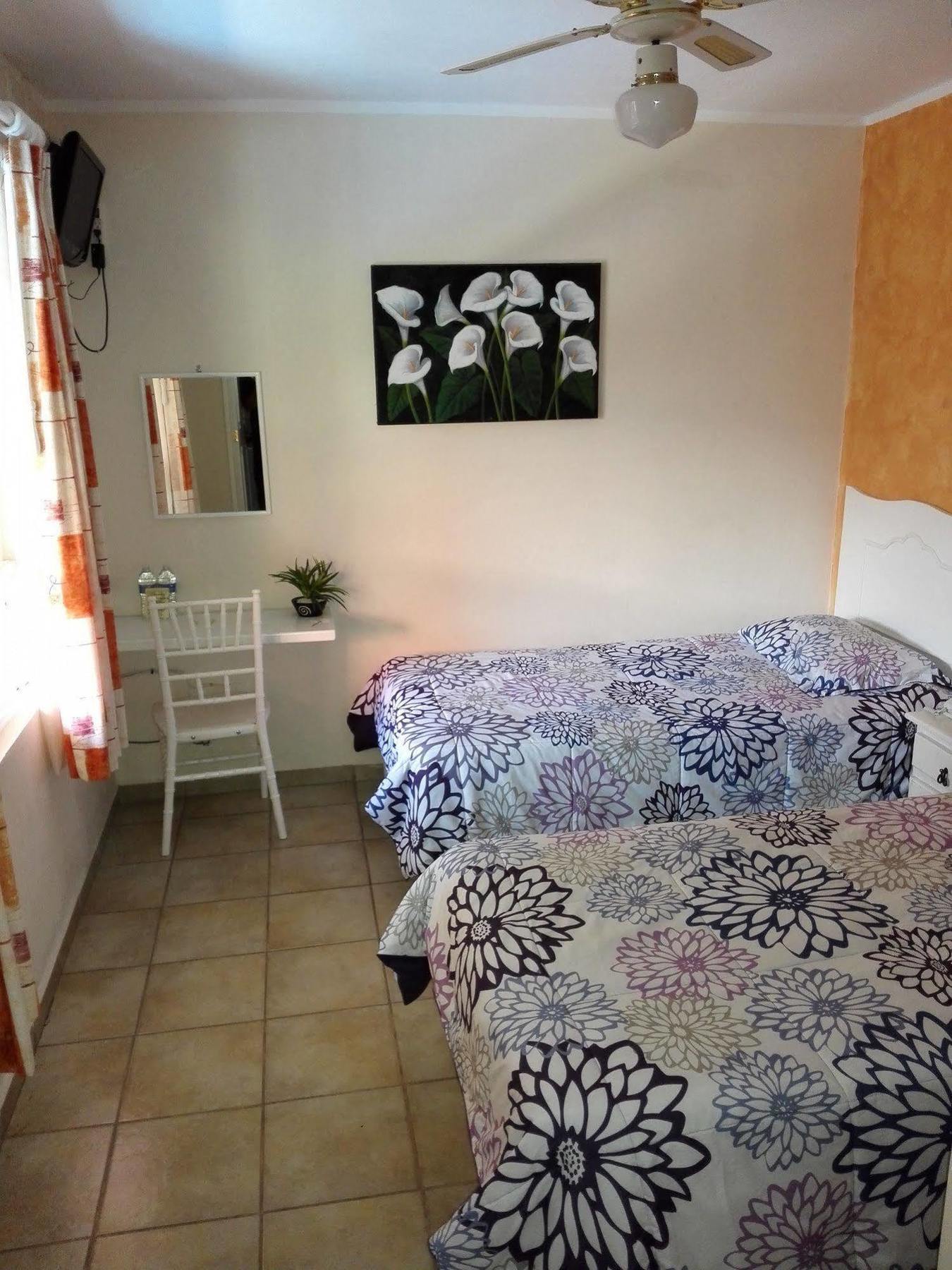 Casa Anturio Hotel Куернавака Екстериор снимка