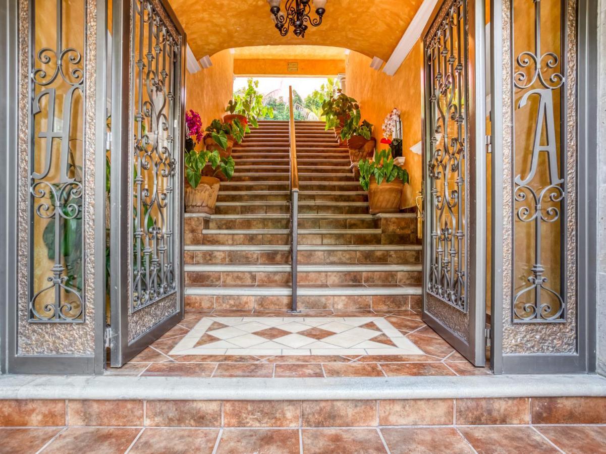 Casa Anturio Hotel Куернавака Екстериор снимка